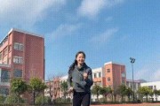 揭秘排球训练弓步动作的关键（打造完美弓步，稳定排球表现）