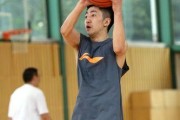 篮球防守技巧之脚步训练（提升篮球防守能力的有效方法）