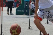 篮球运球与防守力量的综合训练方法（打造扎实的篮球运球与防守基础，助你成为顶级球员）