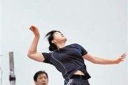 掌握正手动作，打造出色排球技术（从动作要领到实战技巧，助你成为优秀的排球运动员）