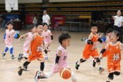 幼儿园篮球场地的防守战之路（为孩子们打造安全有趣的篮球场地）