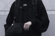 乒乓球技巧大揭秘——李东旭的转胯绝技（打破常规，李东旭的转胯技巧让你的对手猝不及防！）