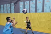 篮球防守中为什么腿要碎步？（探究篮球防守中碎步的重要性及技术要点）