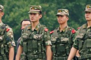 如何在军队中训练游泳技巧（掌握游泳技巧是当兵的必备技能）
