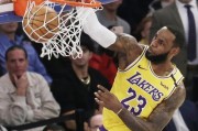 NBA球星最美挑篮排行榜揭晓（震撼！他们的上篮如同艺术般的绝美瞬间）