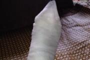 打篮球遇到死皮膏药防守的技巧（突破对手死皮膏药防守，赢得篮下制高点）
