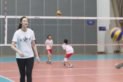 气排球技术解析（掌握关键技巧，提升气排球技术水平）