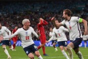 英国队在世界杯中的历史成绩排名（揭秘英国队在世界杯赛场上的辉煌与挫折）