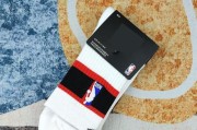 NBA球员球袜牌子排行榜（探寻NBA球员最喜爱的球袜品牌，揭示他们的选择背后的原因）