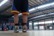 解决篮球防守脚步慢的有效方法（提高防守速度的关键技巧和训练方法）