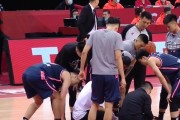 篮球防守（关键技巧、策略和装备，让防守变得更安全）