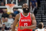 NBA历史上的单场三分球狂人（揭秘三分王的辉煌纪录与精彩瞬间）